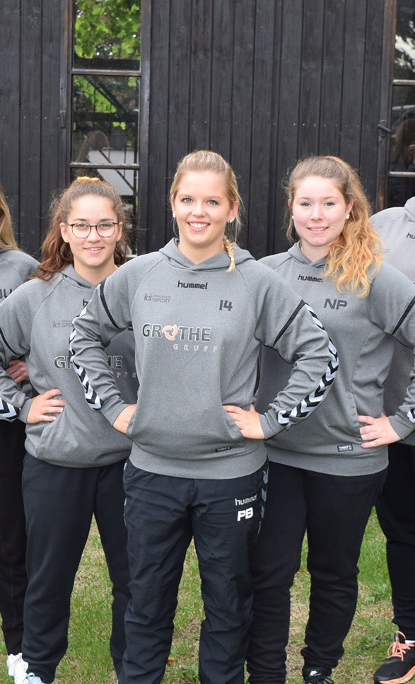 Neue Trainingsanzüge TVE