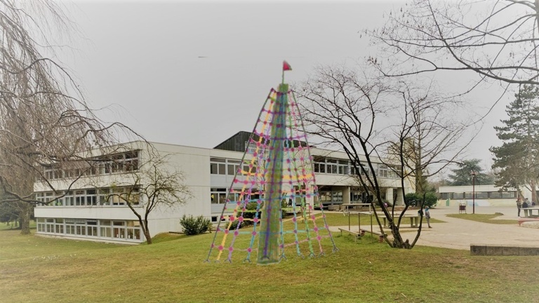 Wir wollen hoch hinaus - Kletterpyramide für Kinder an der Parkschule