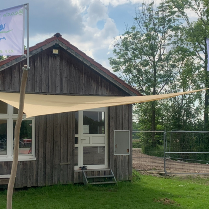 Neubau einer Außenterrasse für die Volleyball-Beachanlage des RSV