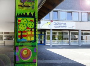 Neue Sitzgruppen für unseren Schulhof