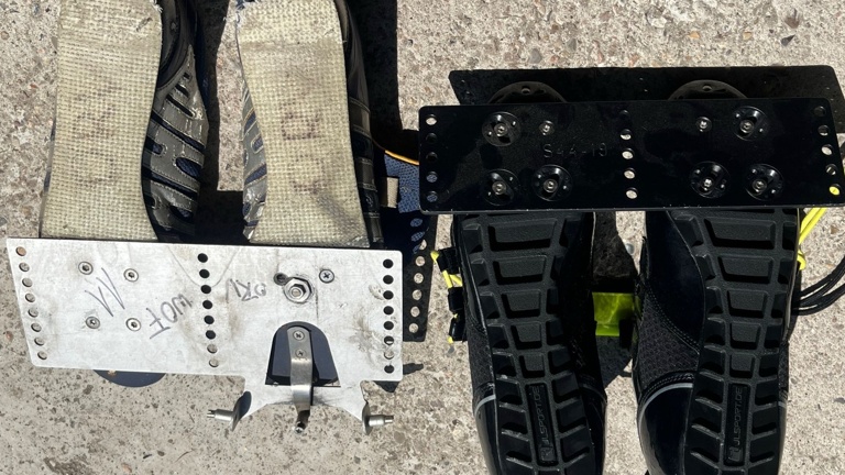 Passende Bootsschuhe und Stemmbrettplatten
