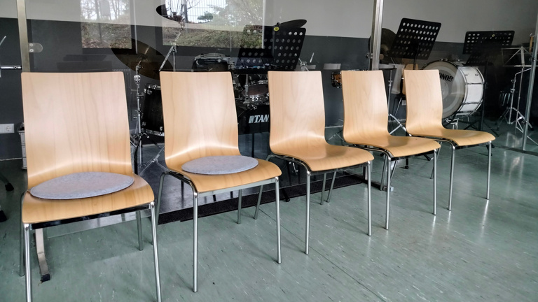Anschaffung von neuer Bestuhlung und Renovierung Proberaum