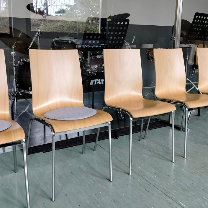 Anschaffung von neuer Bestuhlung und Renovierung Proberaum