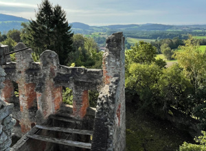 Video - Sanierung der Burgruine auf dem Hofberg in Haibach