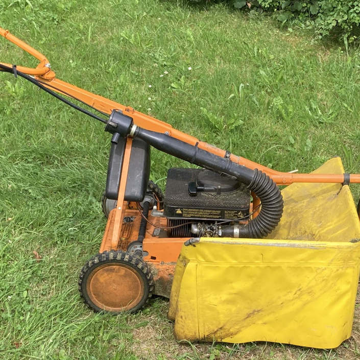Anschaffung eines Aufsitzmäher für den Lehrgarten