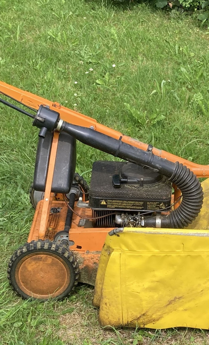 Anschaffung eines Aufsitzmäher für den Lehrgarten