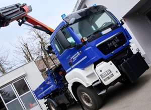 Video - Helfer brauchen Helfer: Neue Ausrüstung für den THW-Kipper Weiden