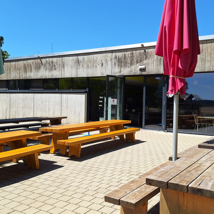 Pergola für unsere Mensa Terrasse