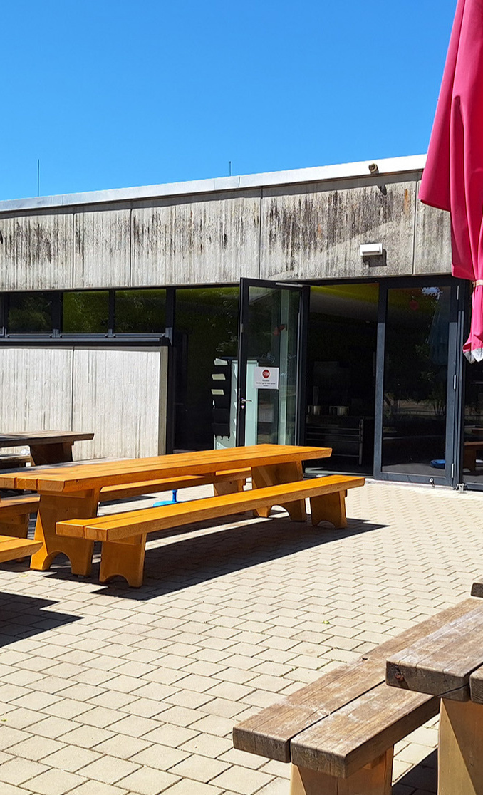 Pergola für unsere Mensa Terrasse