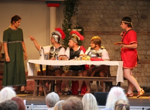 Kostüme "Orpheus in der Unterwelt"