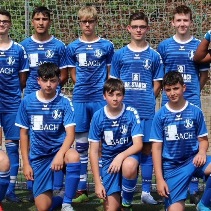 Wir sind eine Mannschaft - Traininganzüge für die U17 des Siegburger SV 04