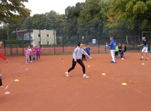 Darf ich bitte Tennis spielen