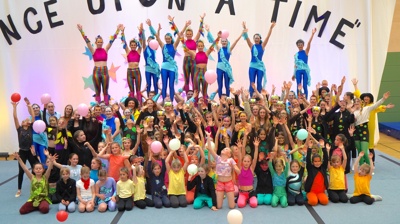 Kostüme und Bühnenbild für das Münchner Sporttheater