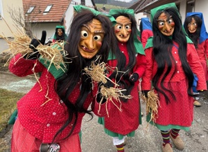 Neue Leihhäs & Leihmasken - Narrenzunft Schnaig-Hexen Wittelbach e.V.