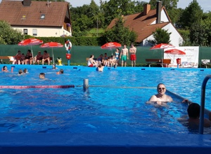 Reinigungsroboter für das Gnötzheimer Freibad
