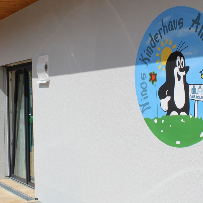 Schaukel für Ninos Kinderhaus