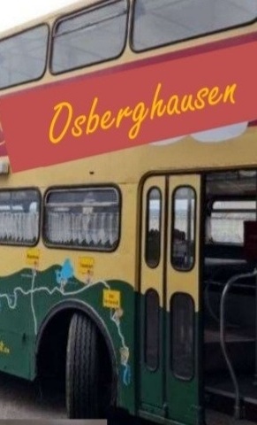 Bus als Dorfmittelpunkt