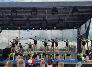 Ein Team. Ein Ziel. Ein Anzug.