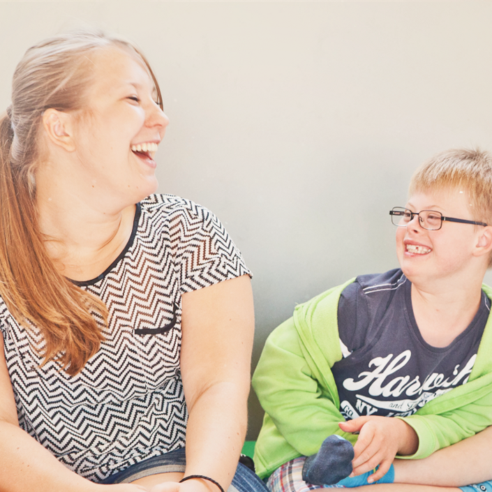 Spielekiste für die Ferienbetreuung für Kinder mit Behinderungen