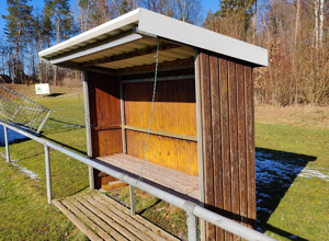 Neuanschaffung Auswechselbänke auf dem Hauptplatz