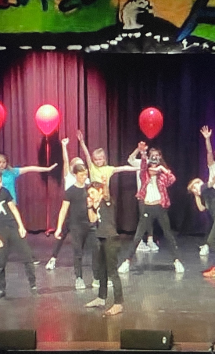 „Move It“ ein Tanz- und Musikprojekt der Montessori Schule Starnberg