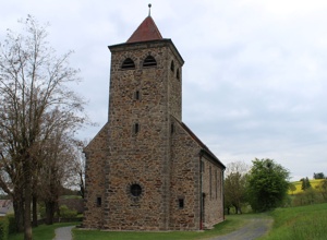 Barrierefreier Zugang zur evangelischen Kirche in Kirchendemenreuth