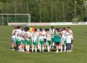 Neue Vereinskleidung und Kleinfeldtore Jugendabt. FC Obergessenbach