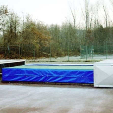 Hochsprunganlage schützen