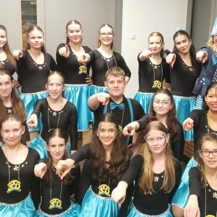 Trainingsjacken für die Jugendgarde Grün Gold Gimmersdorf