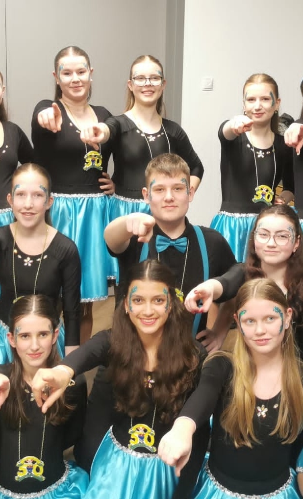 Trainingsjacken für die Jugendgarde Grün Gold Gimmersdorf
