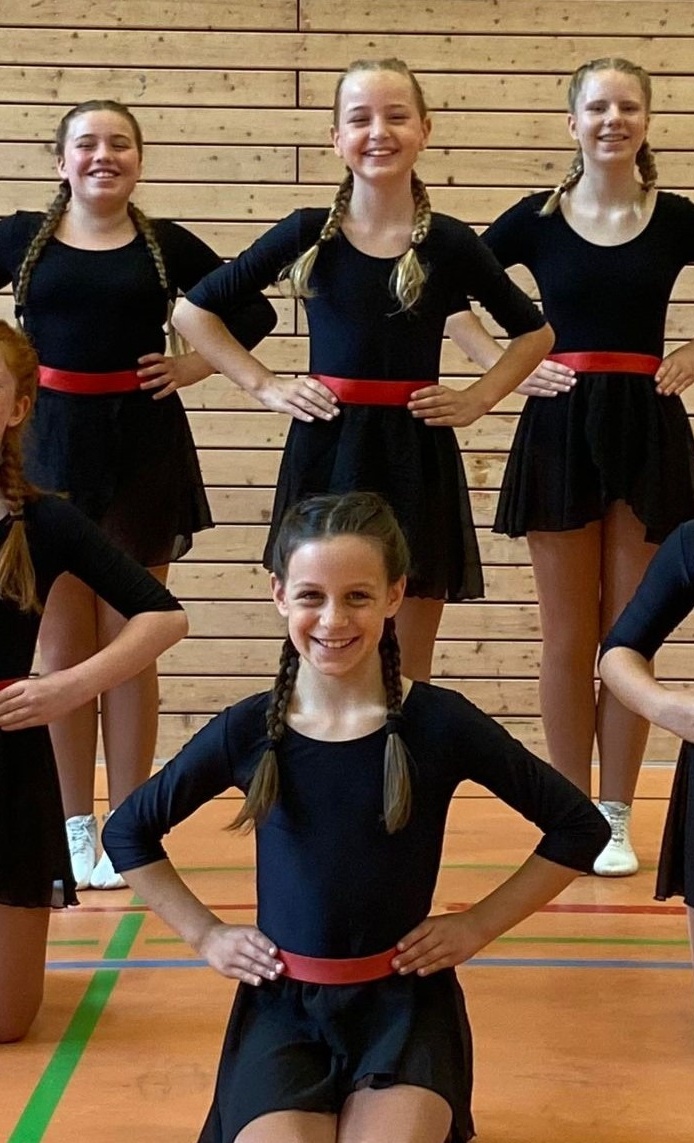 Neue Uniformen für unsere Juniorengarde
