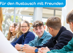 Neue Kommunikationsinseln für die Pausenhalle des Gymnasium Canisianum
