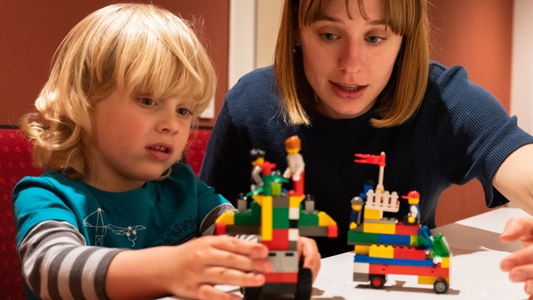 Unterstützung geflüchteter Kinder mit Behinderung
