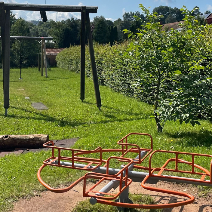 Mehrgenerationen-Spielplatz Breitenbach am Herzberg