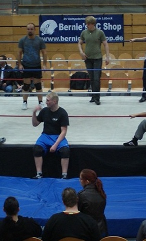 *Wrestling in Löhne* - Eigener Ring für Wrestlingshows & Training