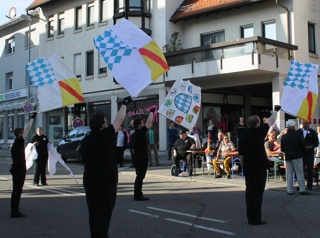 Kleiner Auftritt unserer Fahnenschwinger