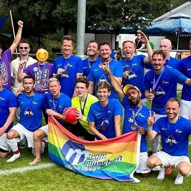 Trainingsanzüge für die Team München Streetboys