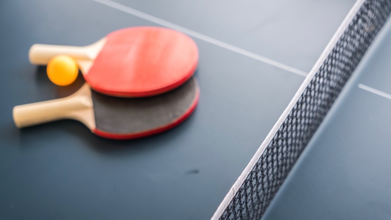 Tischtennisplatte für die Grundschule Odenthal