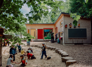 Vordach Wurzelwichtel Hütte