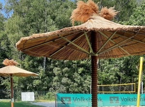 Schattenspender fürs Freibad
