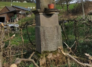 Restauration eines Wegekreuzes aus dem Jahr 1848 in Hörnen bei Olpe