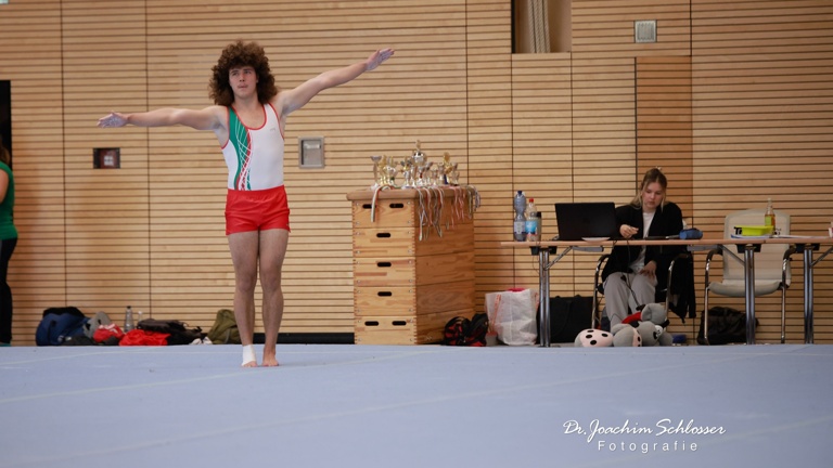 Neue Turnbodenfläche für die TSG Stadtbergen Turnabteilung