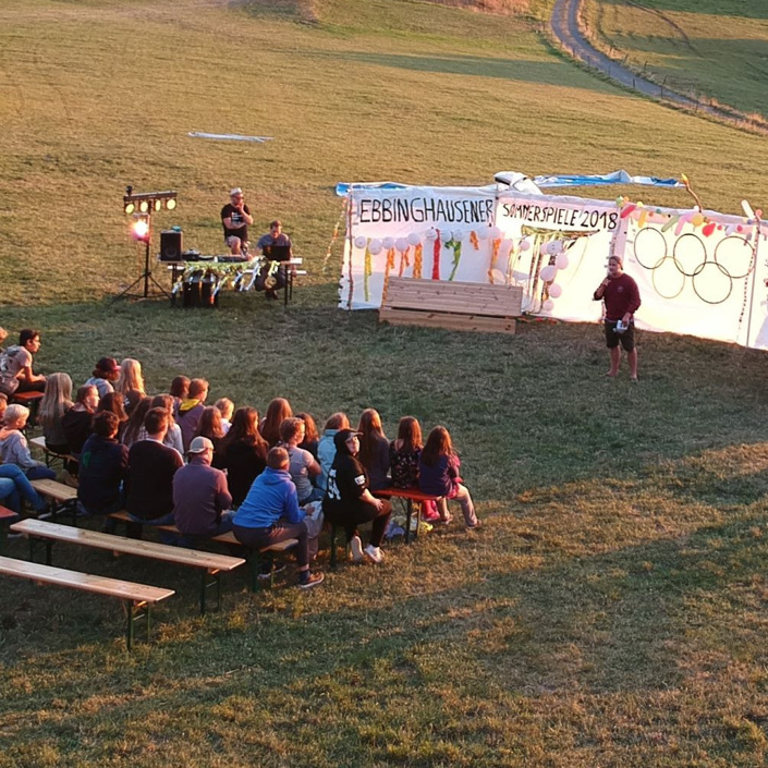 Neues Essenszelt fürs Sommercamp