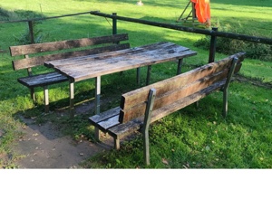 Anschaffung neuer Tischgarnituren für den Bogenplatz