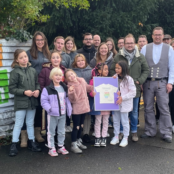 Gemeinsam gegen Kinderarmut in unserer Heimat - Wir renovieren!