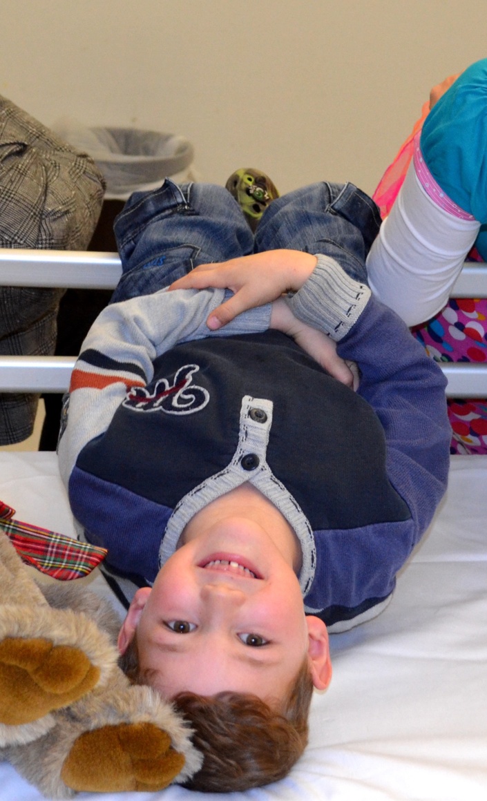 Kinderklinik zum Wohlfühlen – Bilder für die Flure