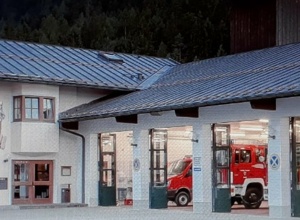 Neues Mannschaftsfahrzeug