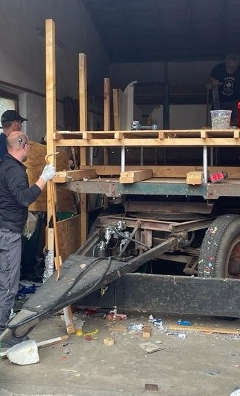 Neue Karnevalswagen für die KG Brave Jonge e.V. Waldbreitbach