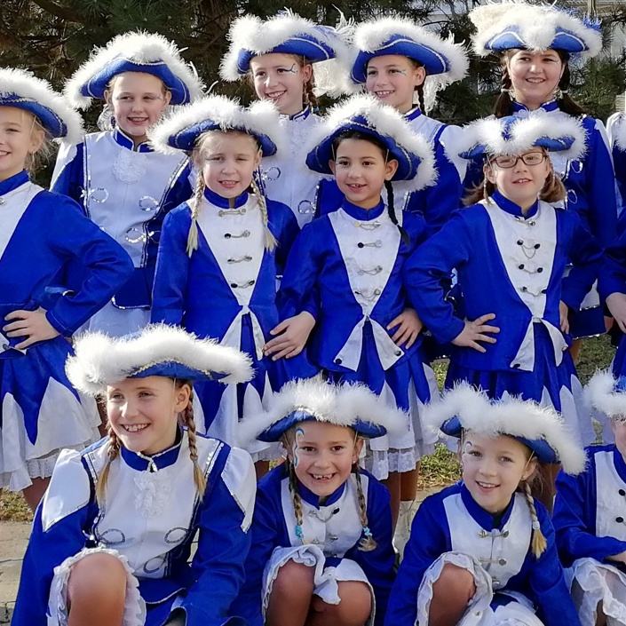 Gardekostüme für Kinder- und Jugendgarde