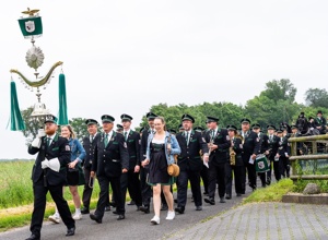 Graeser Dorfmusikanten - Neue Uniformen
